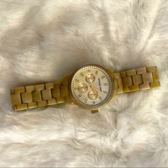 Michael Kors light Tortoise, Gold, pave watch - Picture 5 of 5